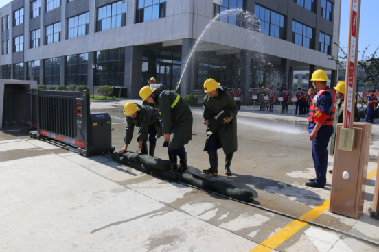 “以‘演’促防 以‘練’備戰(zhàn)”公司保稅區(qū)廠區(qū)開展2024年自然災(zāi)害（防臺(tái)風(fēng)、防汛）處置演練活動(dòng)650.png